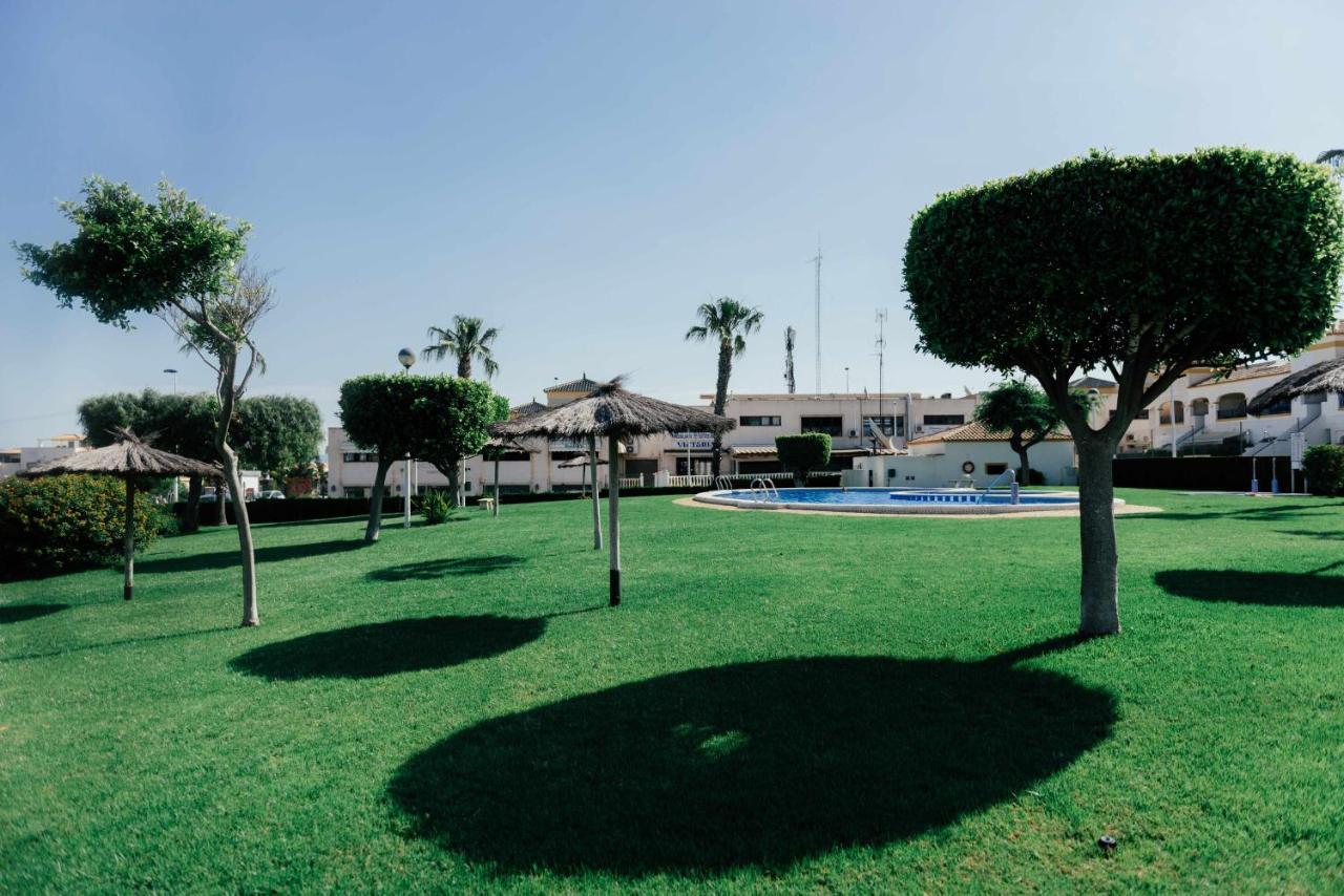Stunning 2 Bedroom Apartment With Pool View Alicante Exterior photo