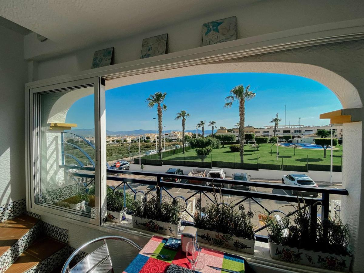 Stunning 2 Bedroom Apartment With Pool View Alicante Exterior photo